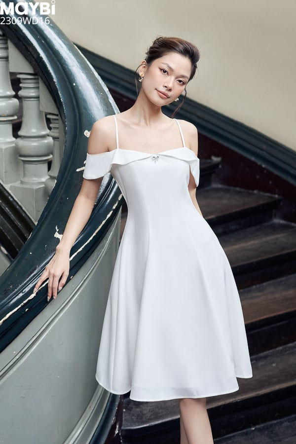 Đầm xòe bố len vai bệt có nơ gài trang trí
