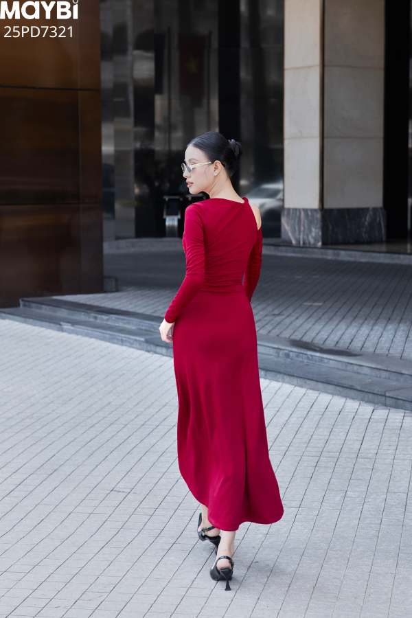 Đầm xoè vai xoắn kiểu dài tay dáng midi