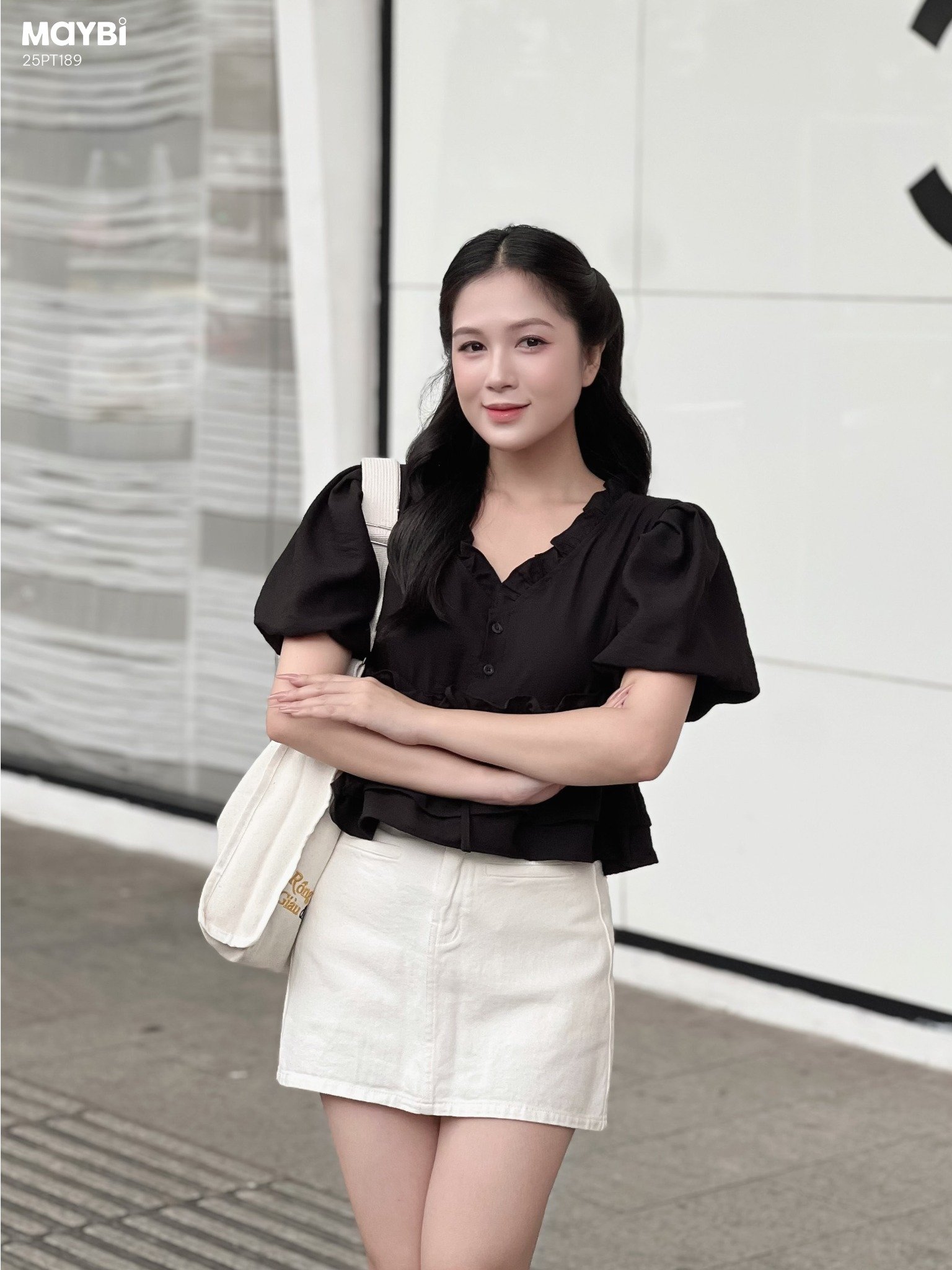 Áo kiểu tay bí phồng rút nhún eo