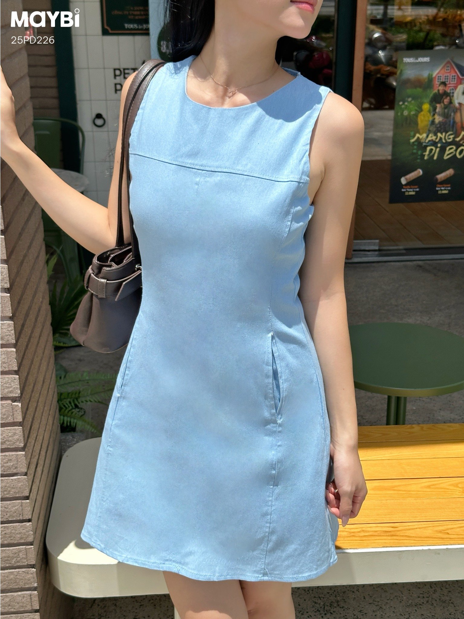 Đầm jean form A dáng mini