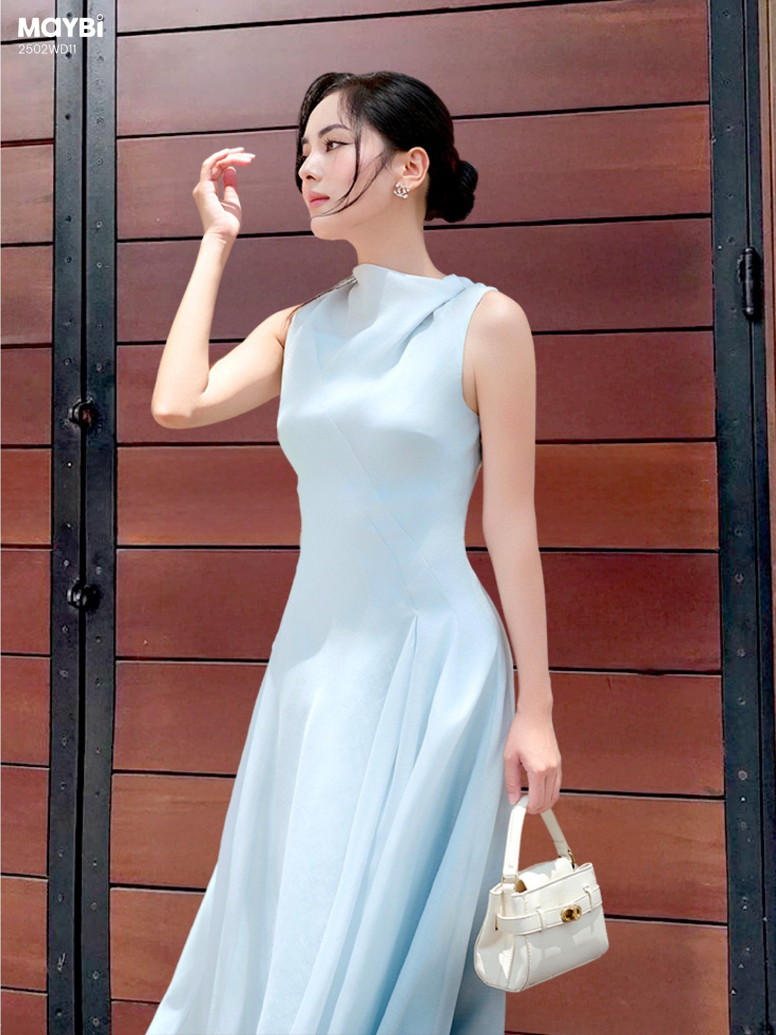 Đầm xòe tơ gân xanh xếp chéo ly dáng midi