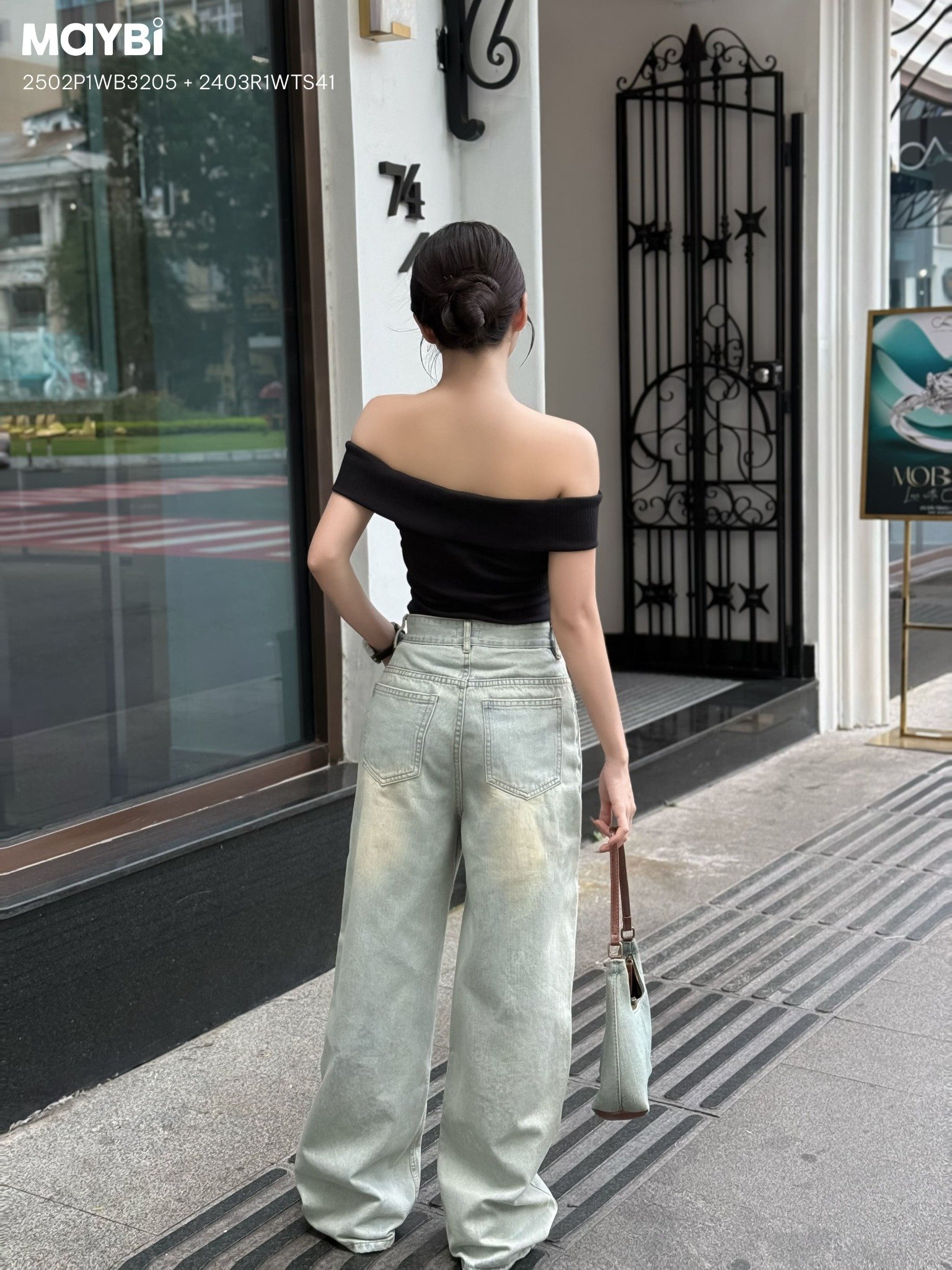 Quần jean ống suông phối nơ trang trí