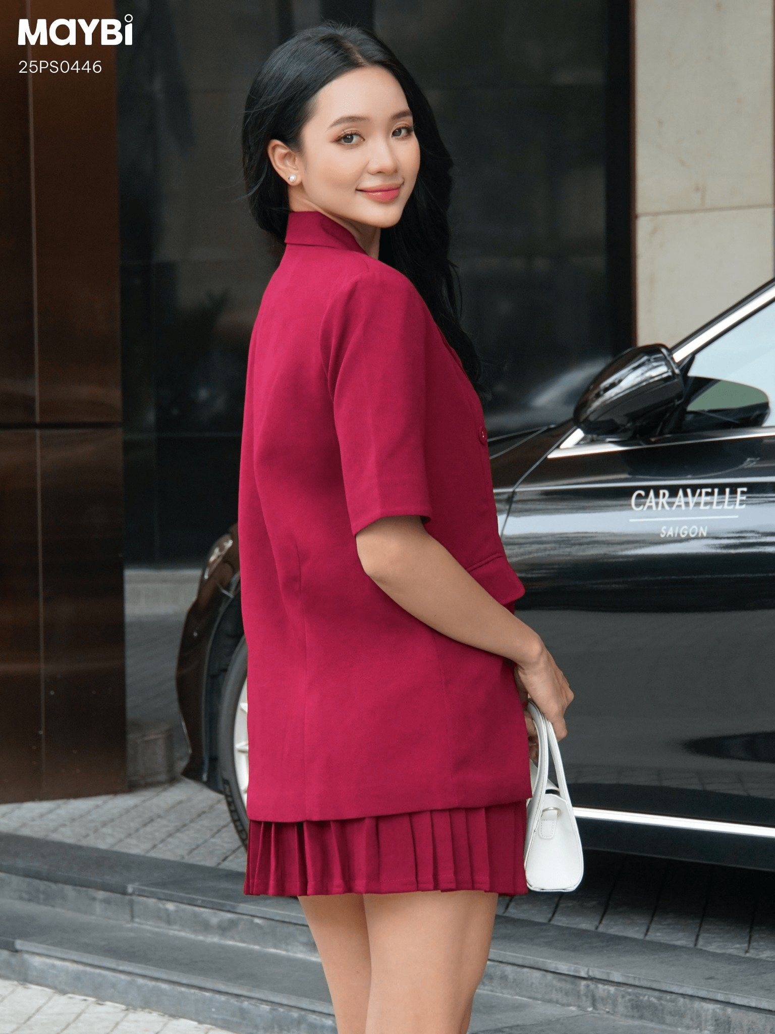 Set áo blazer chân váy xếp ly đỏ