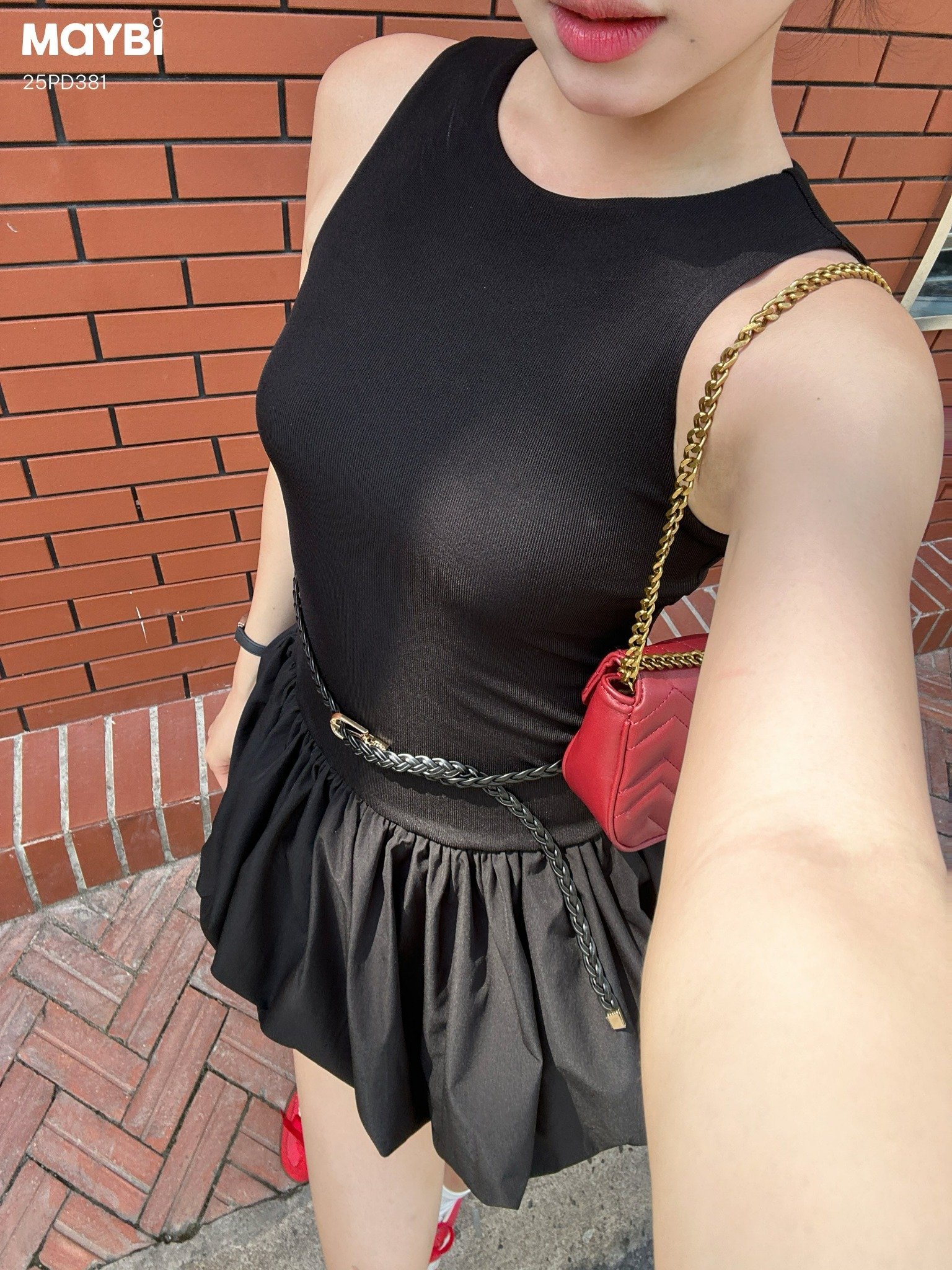 Đầm ôm bí sát nách dáng mini