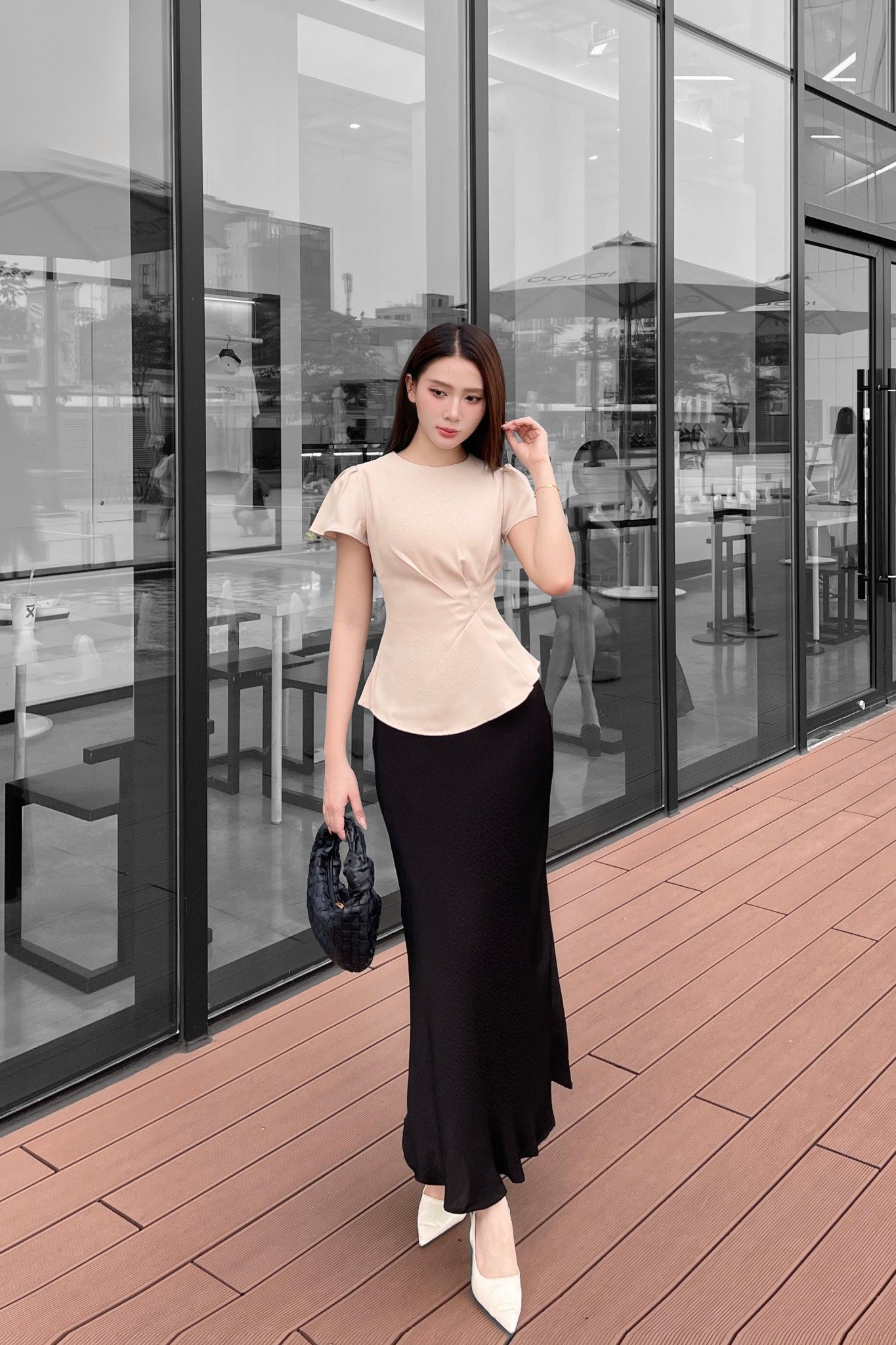 Áo peplum xếp ly eo tay bồng