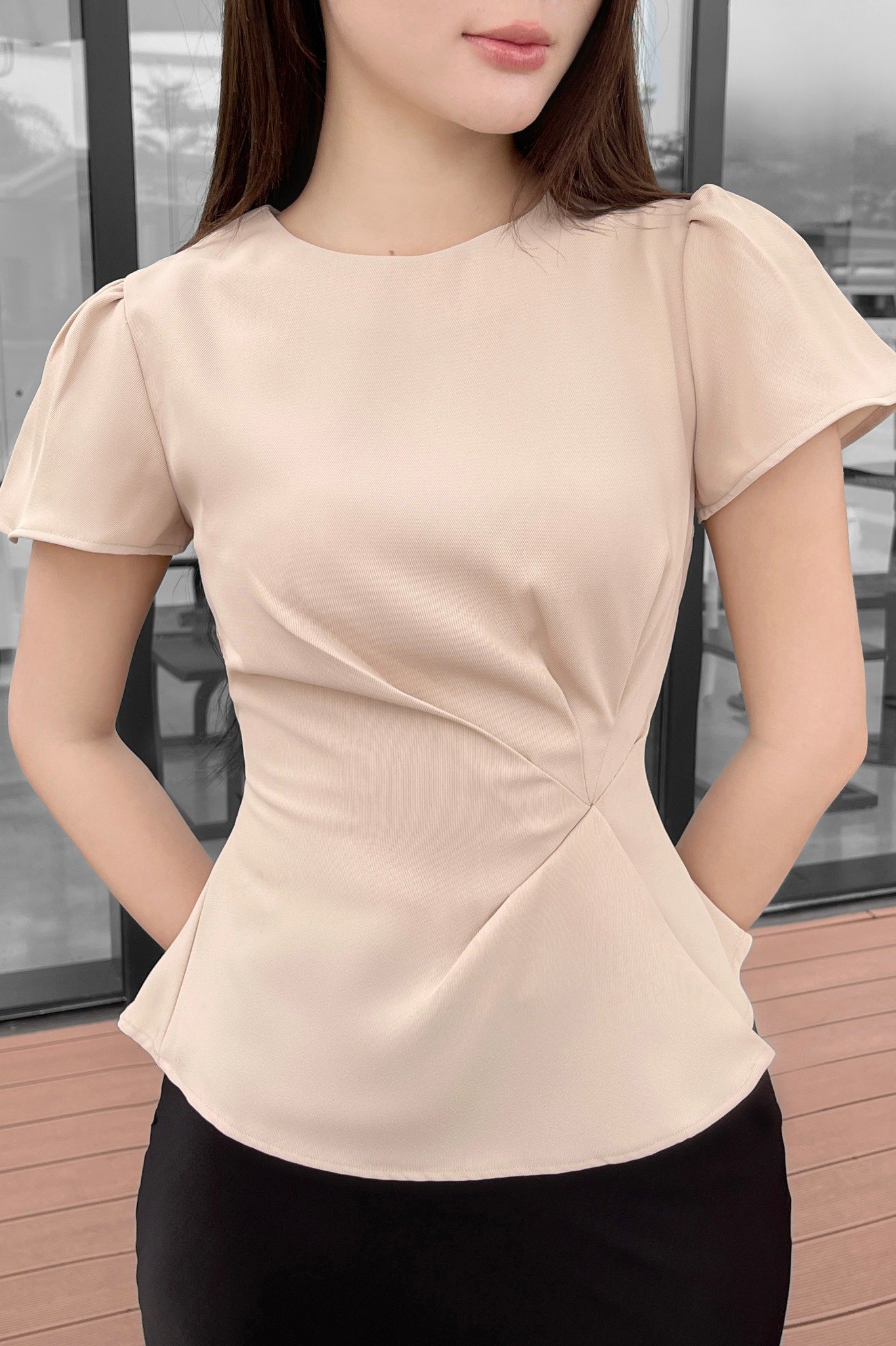 Áo peplum xếp ly eo tay bồng