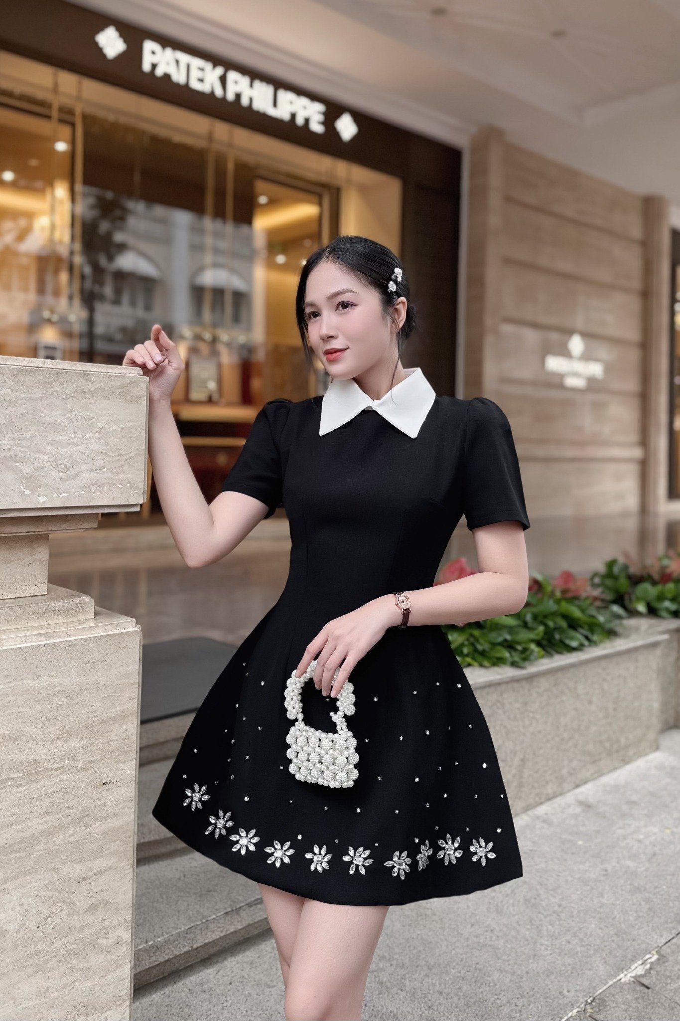 Đầm xòe cổ sơ mi tùng phối đính đá dáng mini