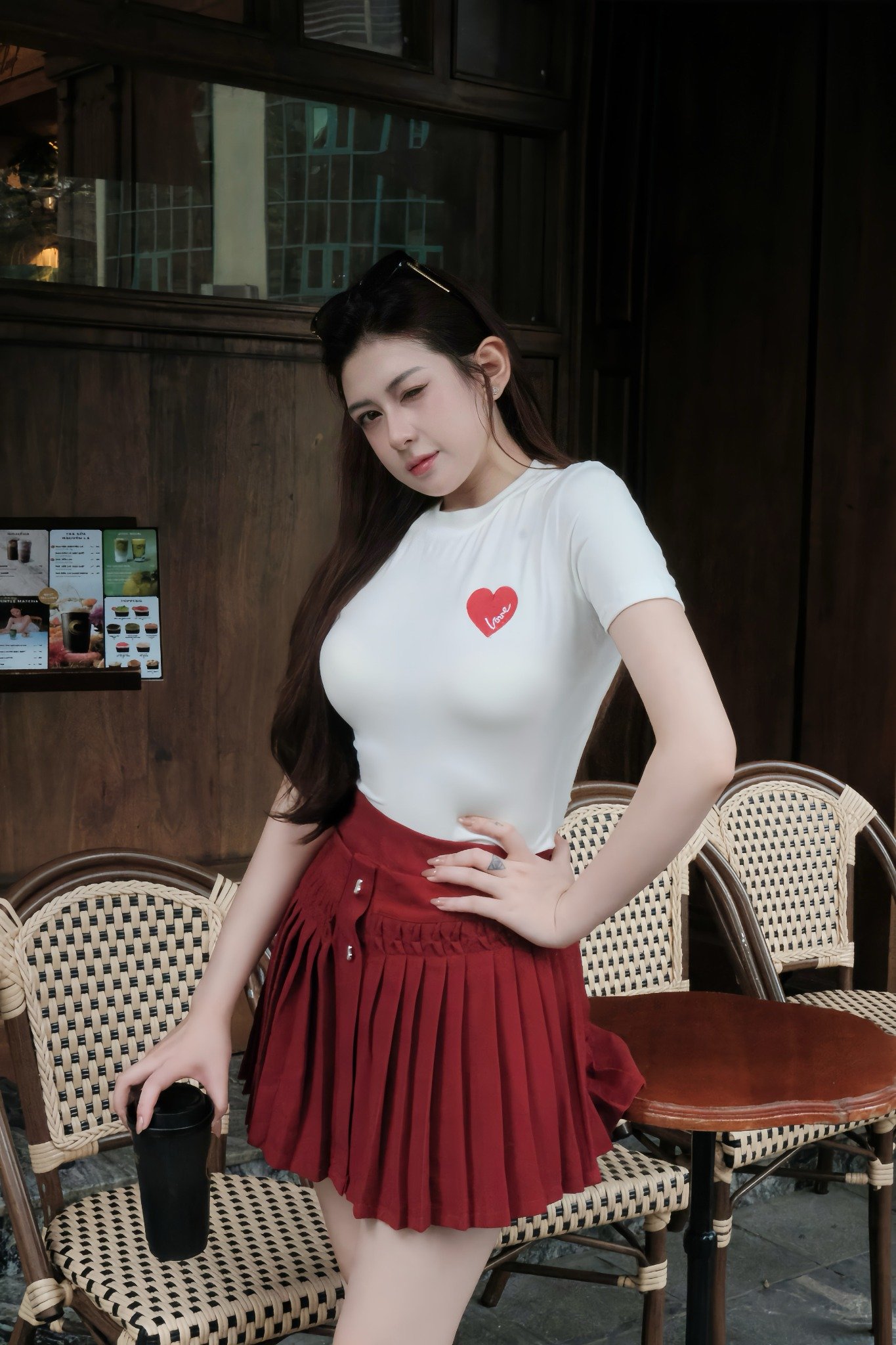 Set áo thun ôm tay ngắn phối chân váy xòe xếp ly dáng mini