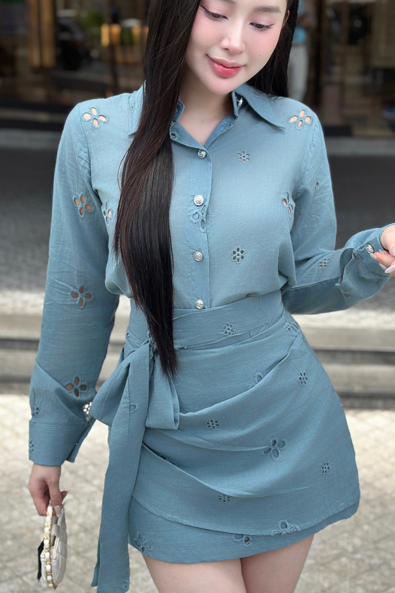 Set áo sơ mi và chân váy ngắn mini cotton thêu