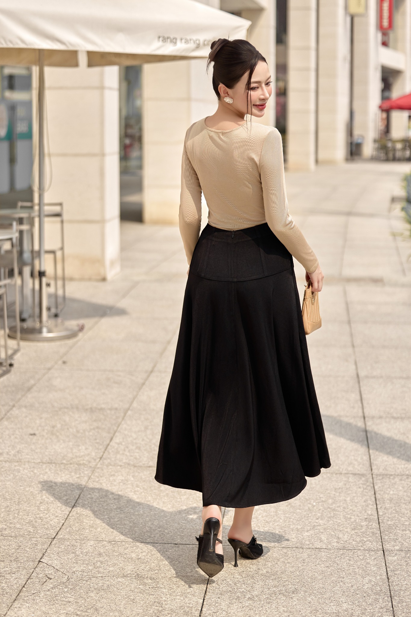 Chân váy xòe cotton hàn dáng midi