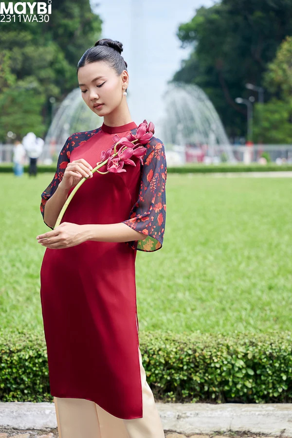 Áo dài suông lụa sóng phối tay voan họa tiết