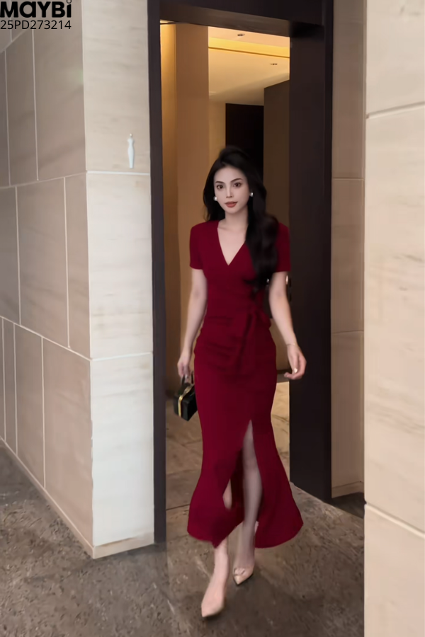 Đầm ôm cổ V thắt nơ eo dáng midi