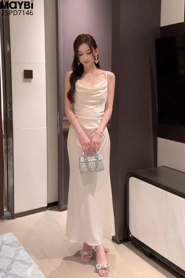 Đầm hai dây cổ đổ dáng midi