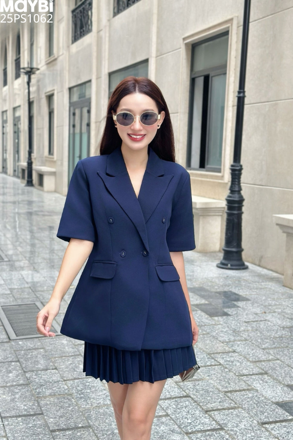Set áo blazer chân váy xếp ly mini
