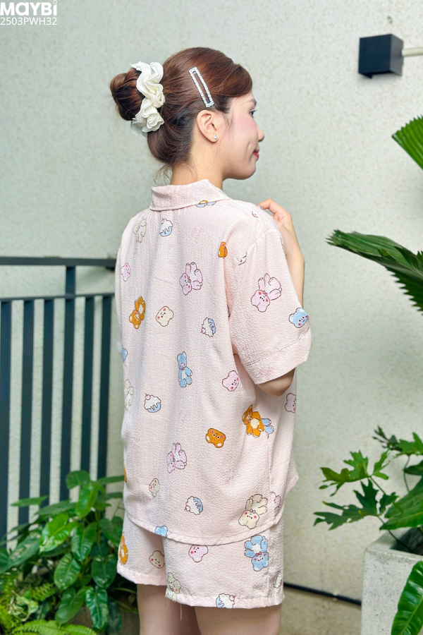 Bộ pyjama ngắn suông ngắn tay in hình gấu