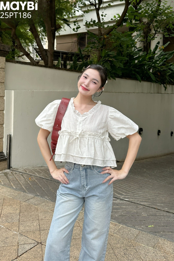 Áo croptop form rộng tay bí trắng