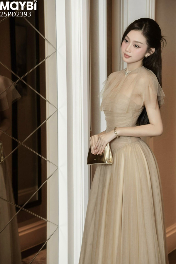 Đầm xòe lưới dáng maxi