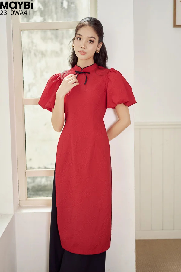 Áo dài ôm xốp hoa viền đen