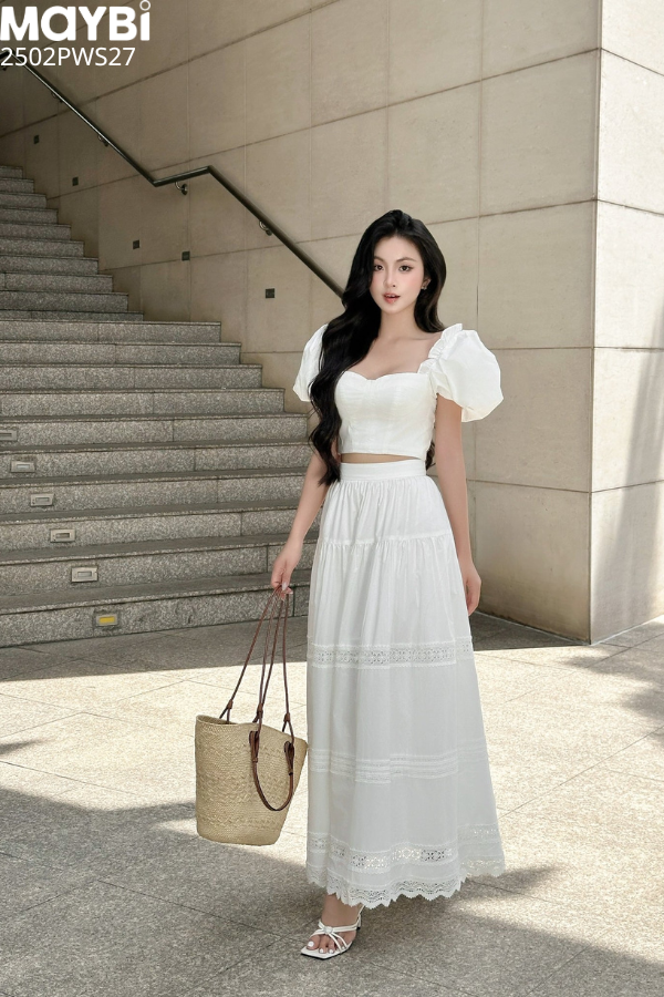 Set áo kiểu chân váy xòe phối ren dáng maxi trắng