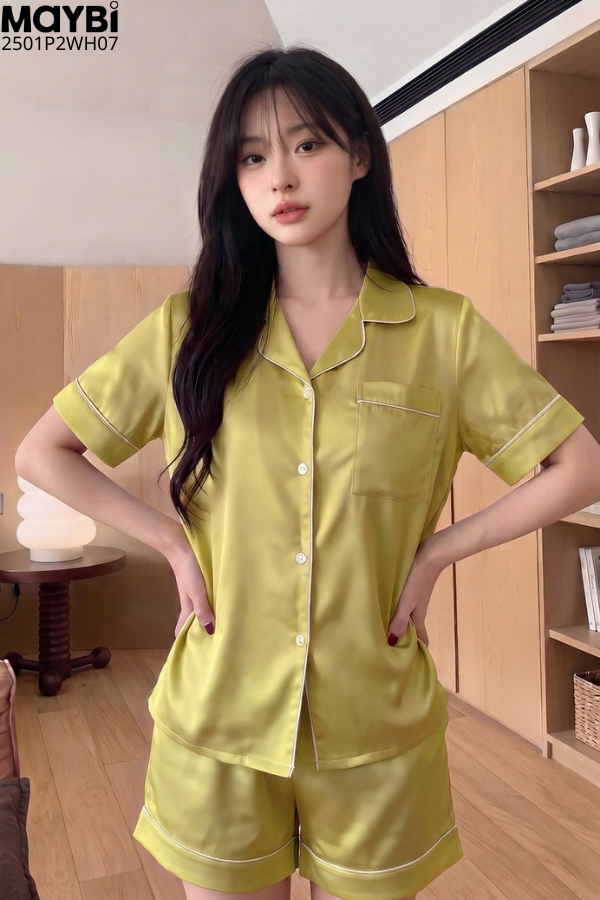 Bộ pyjama ngắn suông lụa tay ngắn viền