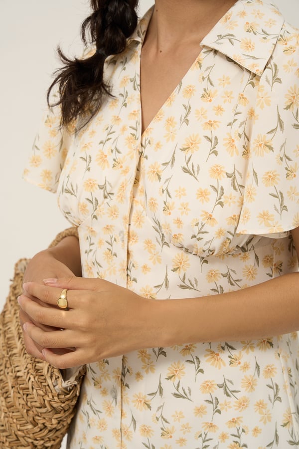 Đầm gài nút form A lụa nhún cup tay xòe