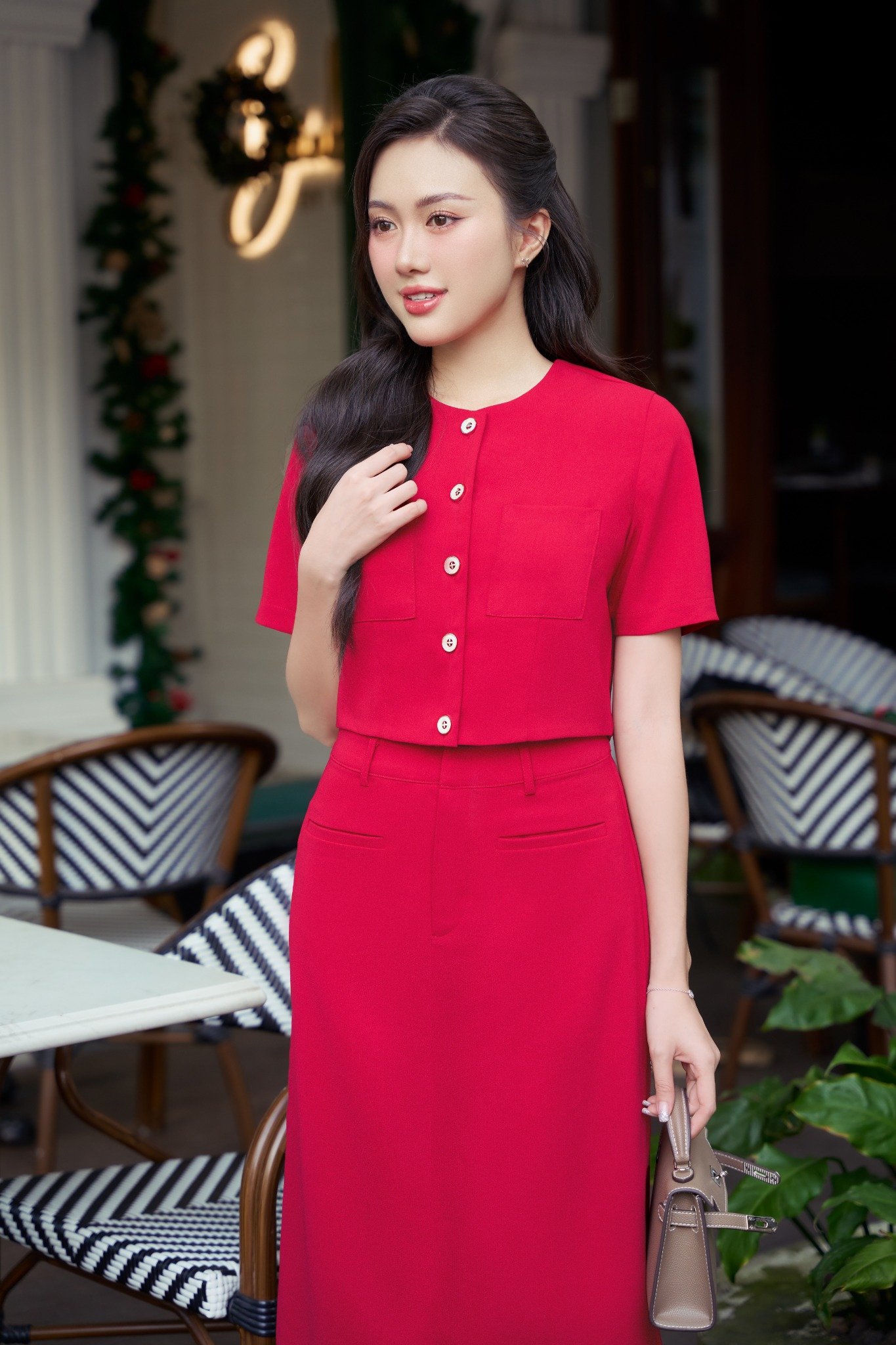 Áo gài nút ngắn tuyết nhung