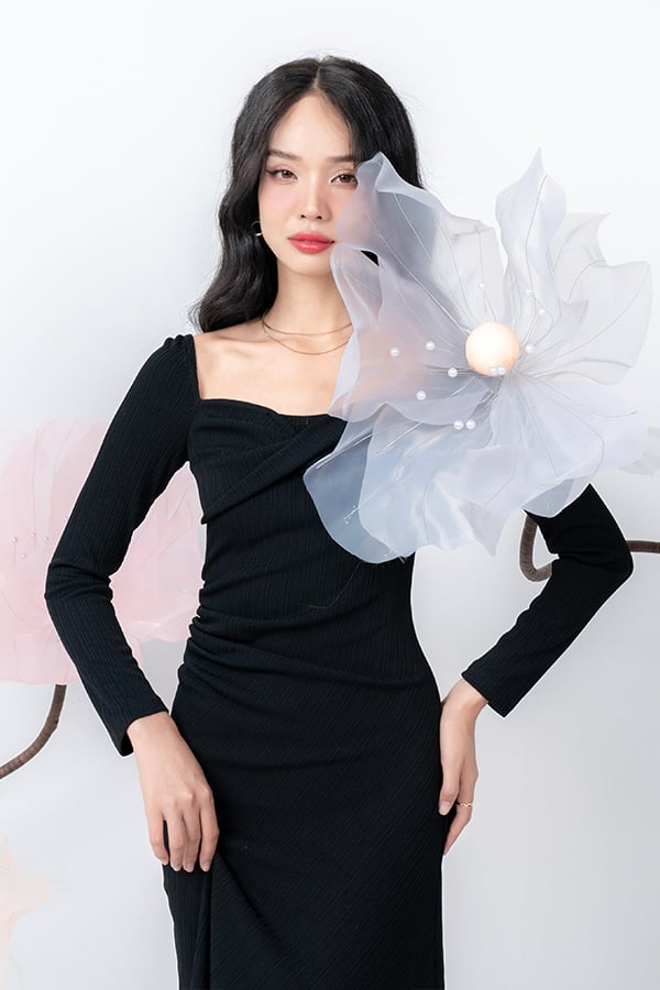 Đầm midi ôm thun sọc xoắn nơ ngực