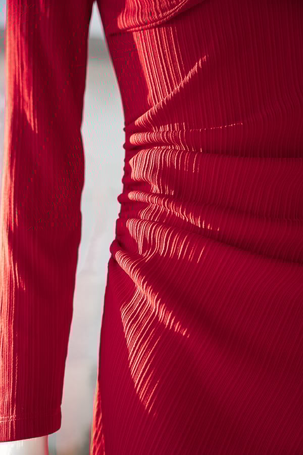 Đầm midi ôm thun sọc xoắn nơ ngực