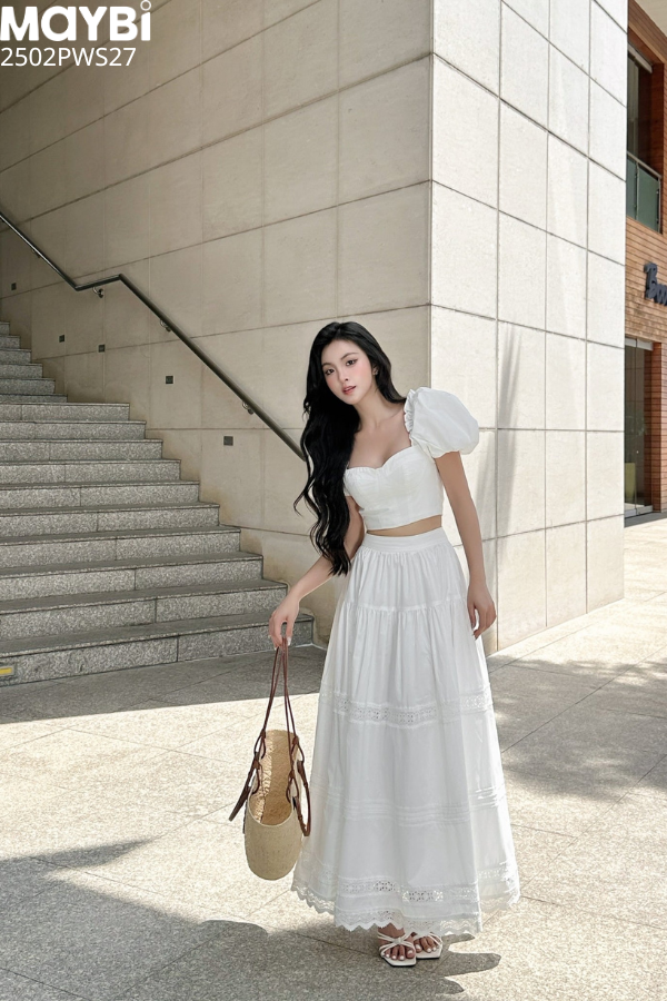 Set áo kiểu chân váy xòe phối ren dáng maxi trắng
