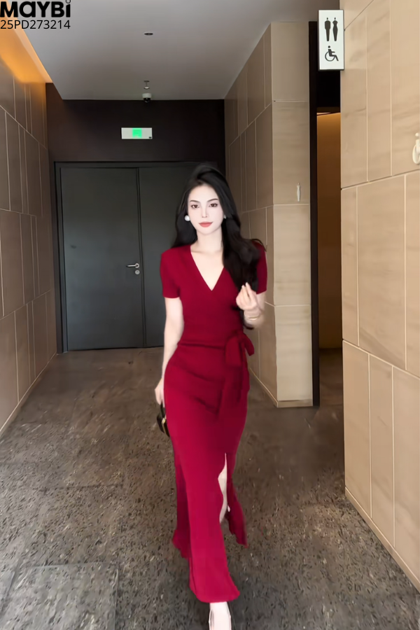 Đầm ôm cổ V thắt nơ eo dáng midi