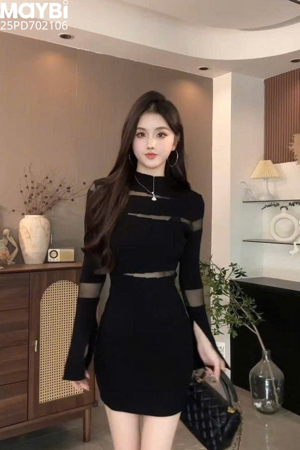 Đầm nhung ôm tay loe dáng mini
