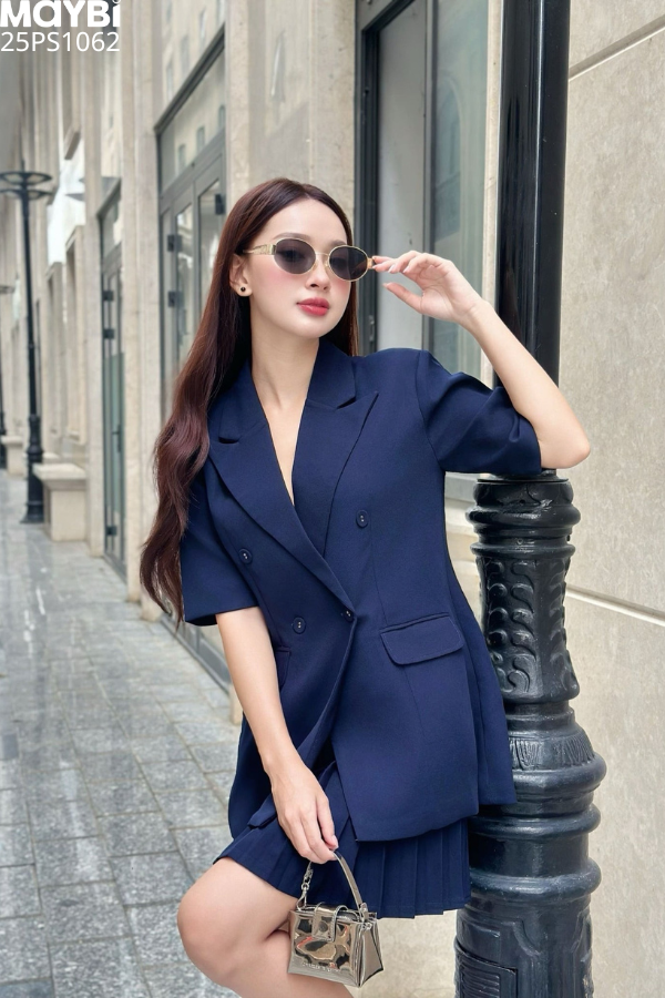 Set áo blazer chân váy xếp ly mini