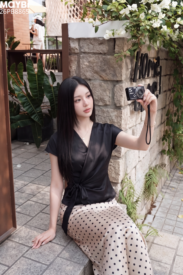 Chân Váy Lụa Chấm Bi Dáng Dài Thanh Lịch Mireille