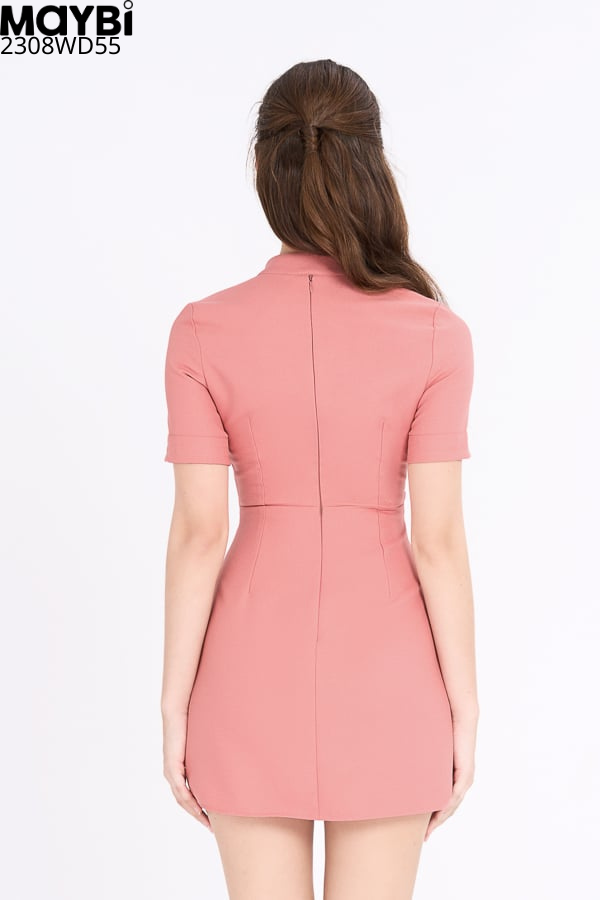 Đầm mini ôm pho xéo cổ trụ tay ngắn