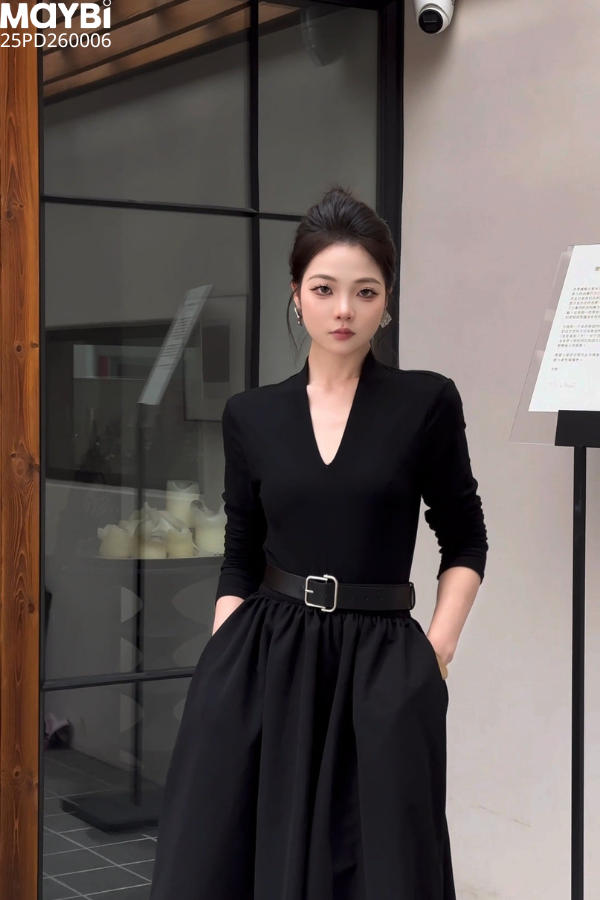 Đầm nhún xòe cổ V dài tay dáng midi