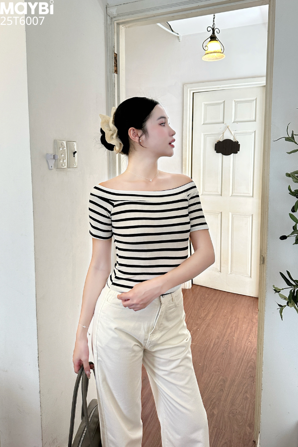 Áo kiểu ôm thun sọc trắng đen ngắn tay bẹt vai