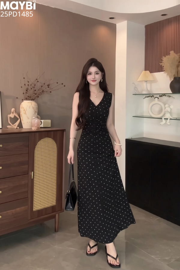 Đầm chấm bi dáng maxi