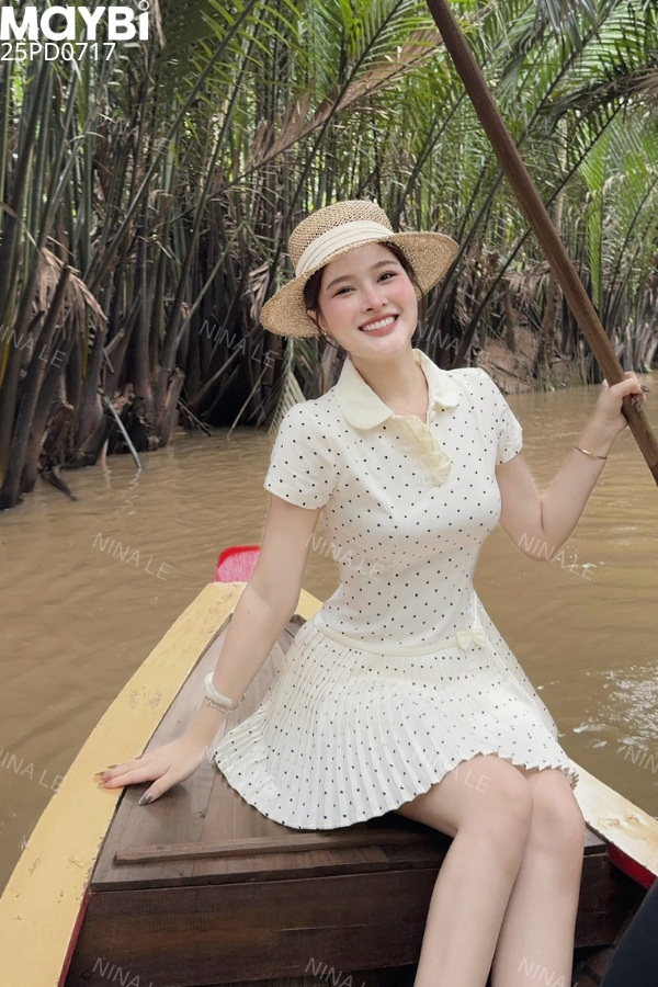 Đầm chấm bi xếp ly dáng mini