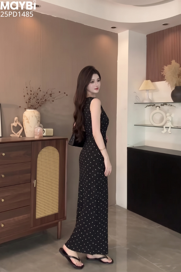Đầm chấm bi dáng maxi