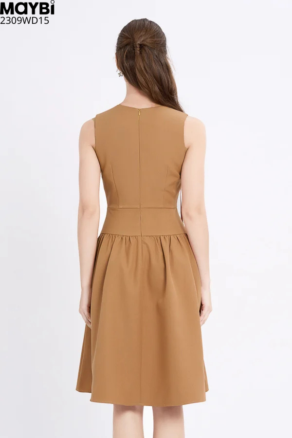 Đầm midi xòe bố len cổ V phối dây trang trí