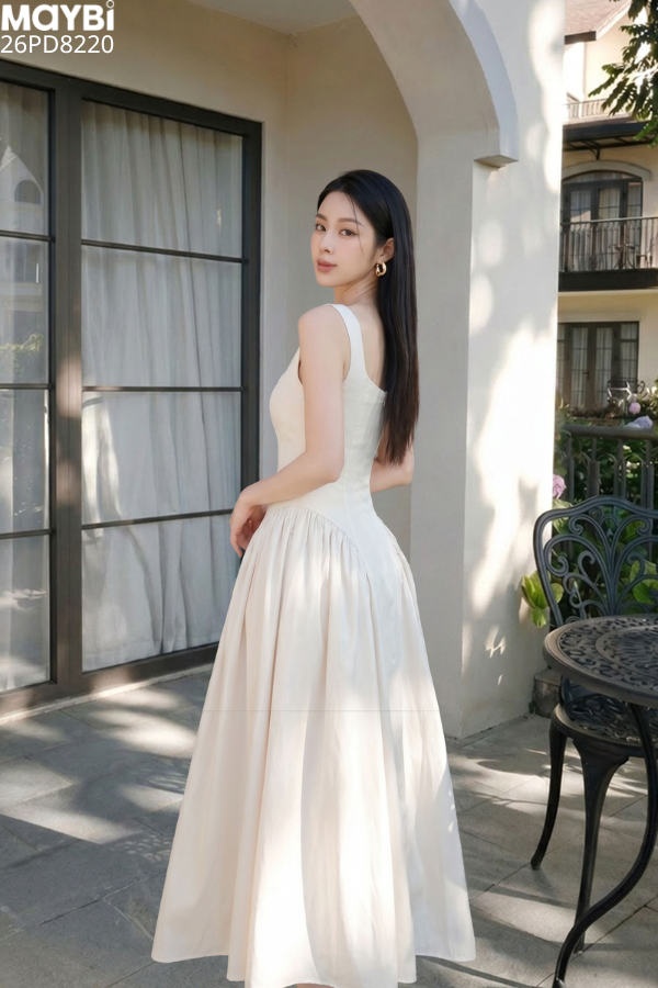 Đầm kem xòe dài nhún eo tôn dáng