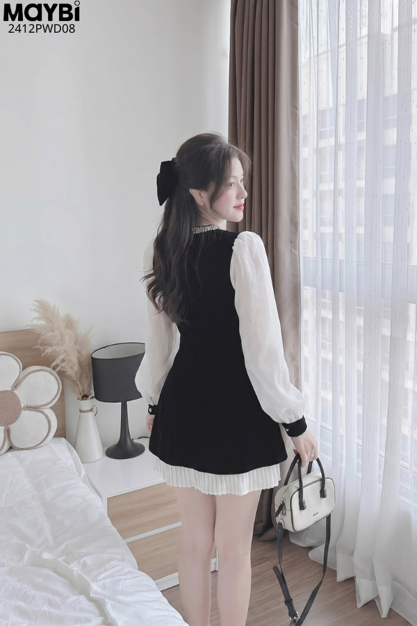 Đầm xòe nhung đen tay phối voan dáng mini