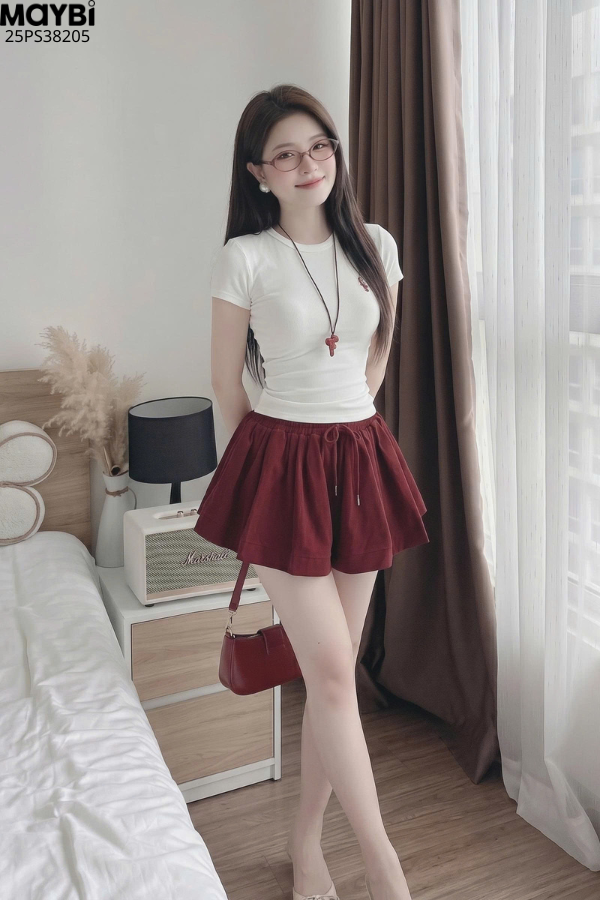 Set áo thun ôm chân váy xòe mini