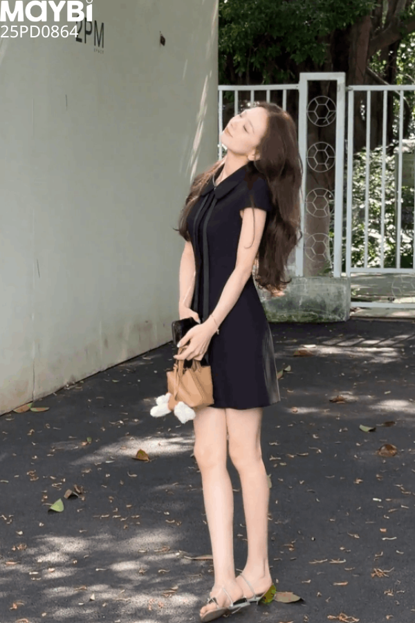Đầm mini ngắn tay