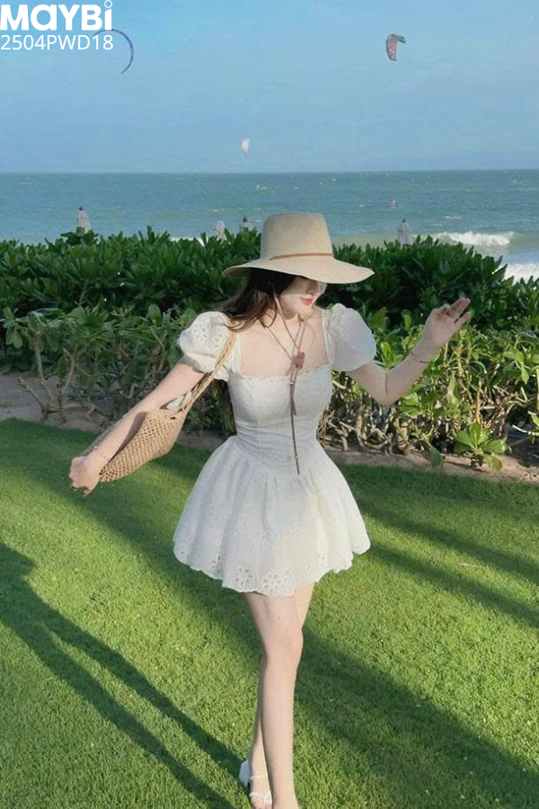 Đầm ôm tùng nhún xòe cotton thêu tay bí dáng mini