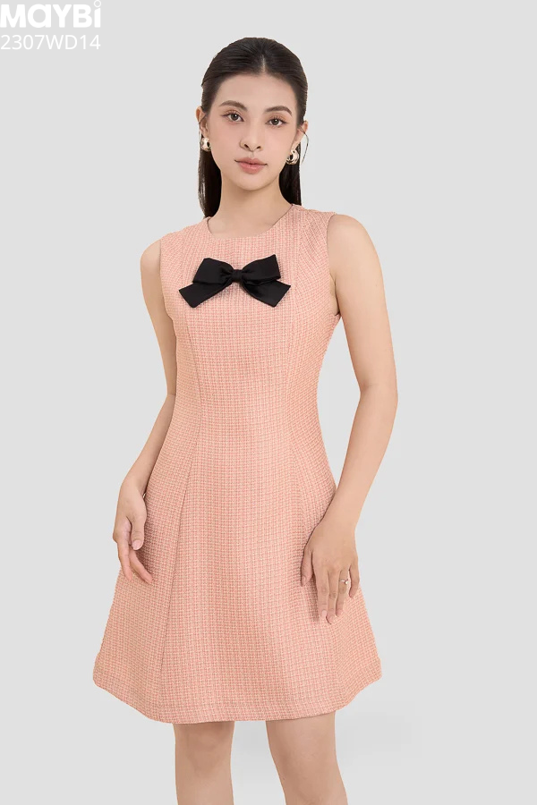 Đầm ôm bố tweed phối nơ đen