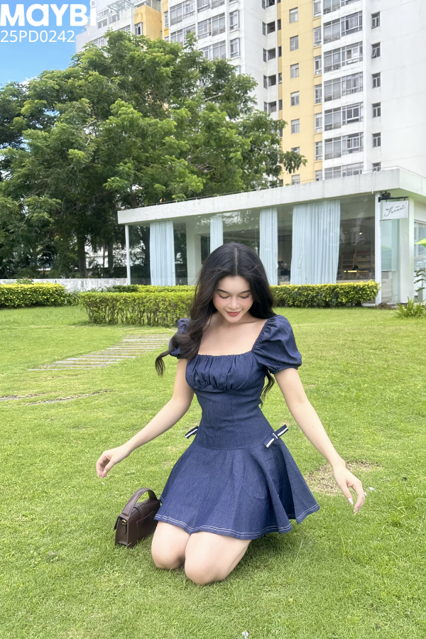 Đầm jean xòe nhún ngực dáng mini