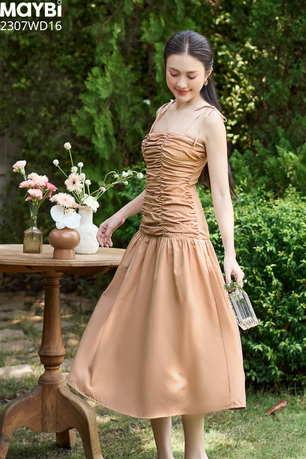 Đầm xòe chéo mịn nhún kiểu
