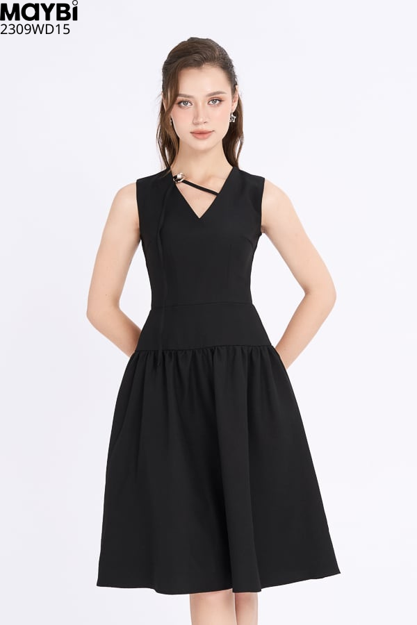 Đầm midi xòe bố len cổ V phối dây trang trí