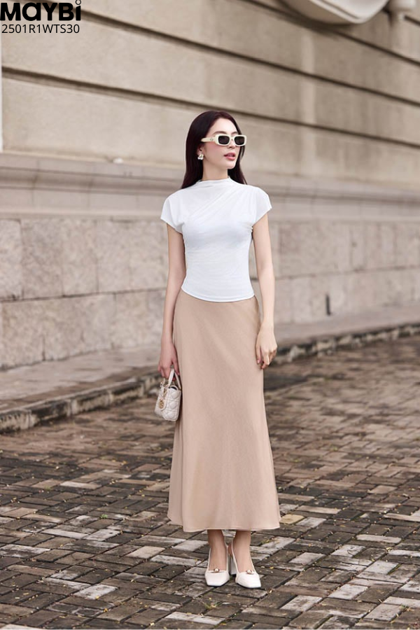 Áo thun ôm xếp ly vai